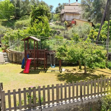 Theashomly 2 Apartman