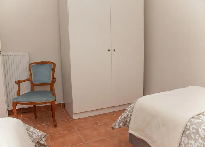Theashomly 2 Apartament *